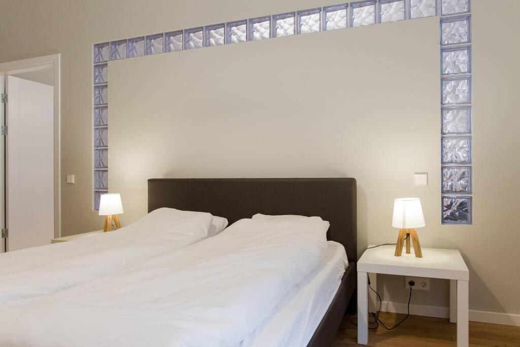 Modern & Spacious 80M2 Apartment In Riga Old Town Esterno foto