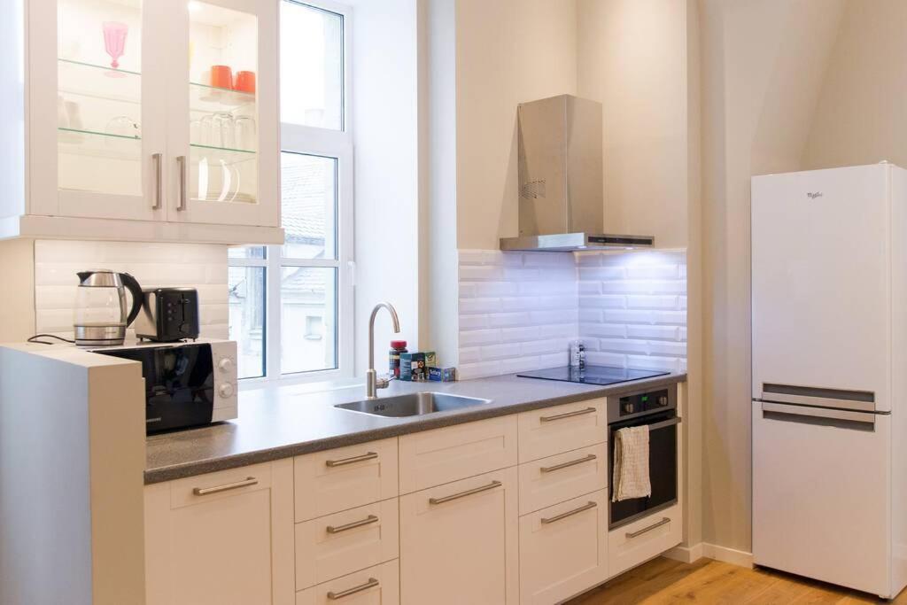 Modern & Spacious 80M2 Apartment In Riga Old Town Esterno foto